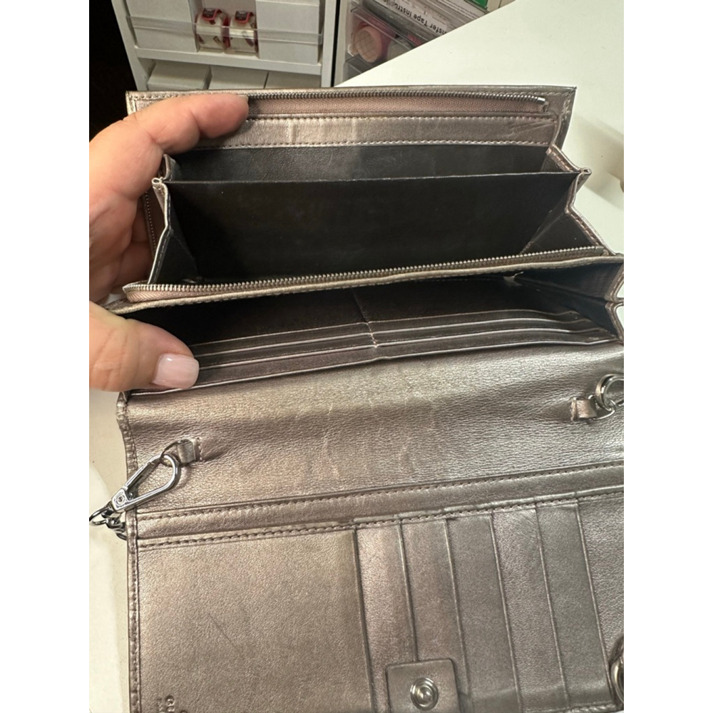 Women's Gucci Wallet on Chain Gold - Picture 9 of 13